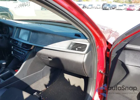 2019 Kia Optima S z USA, uszkodzony, nr VIN 5XXGT4L32KG316875